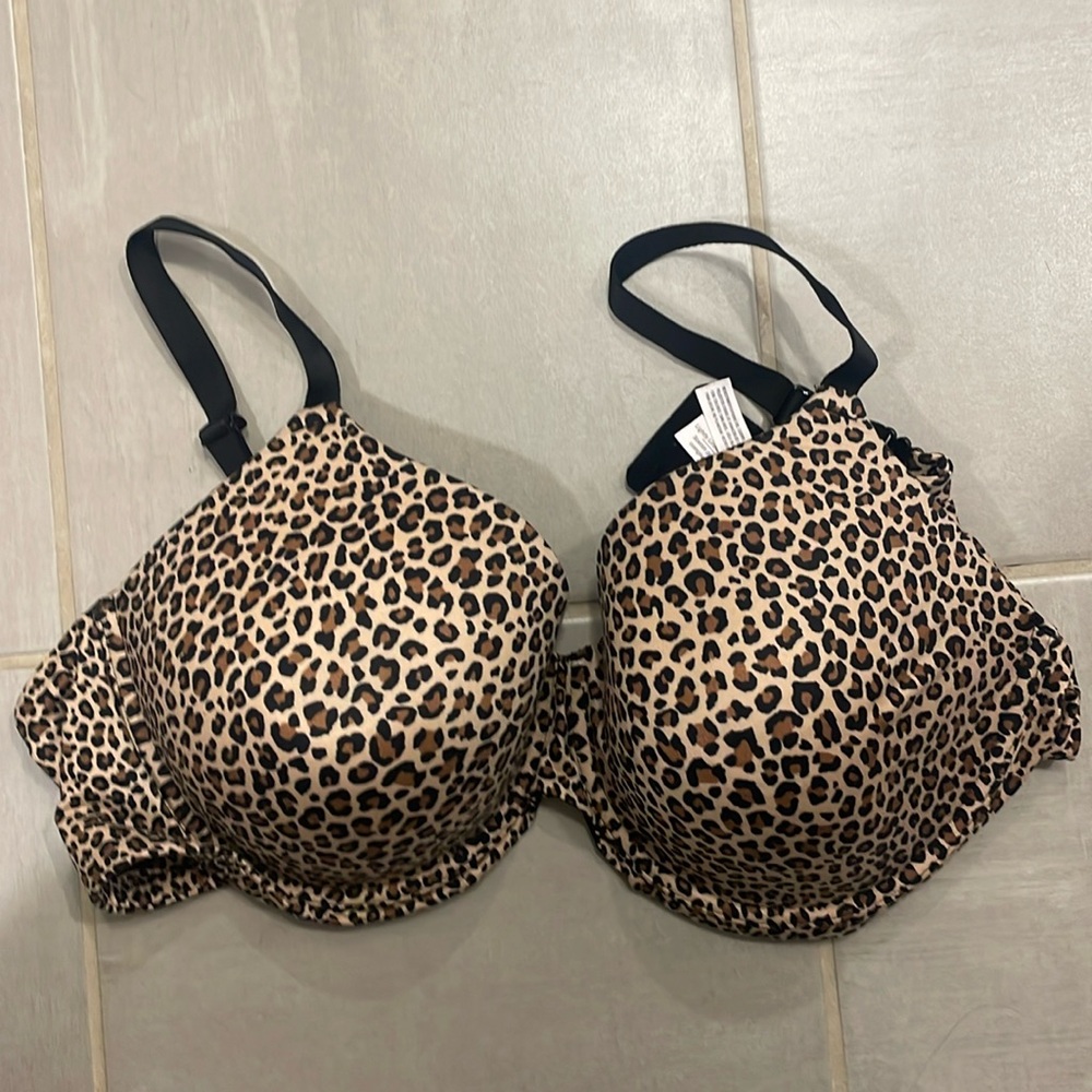 Women's Superstar Lightly Lined T-Shirt Bra - Auden™ Leopard Print 42 D
